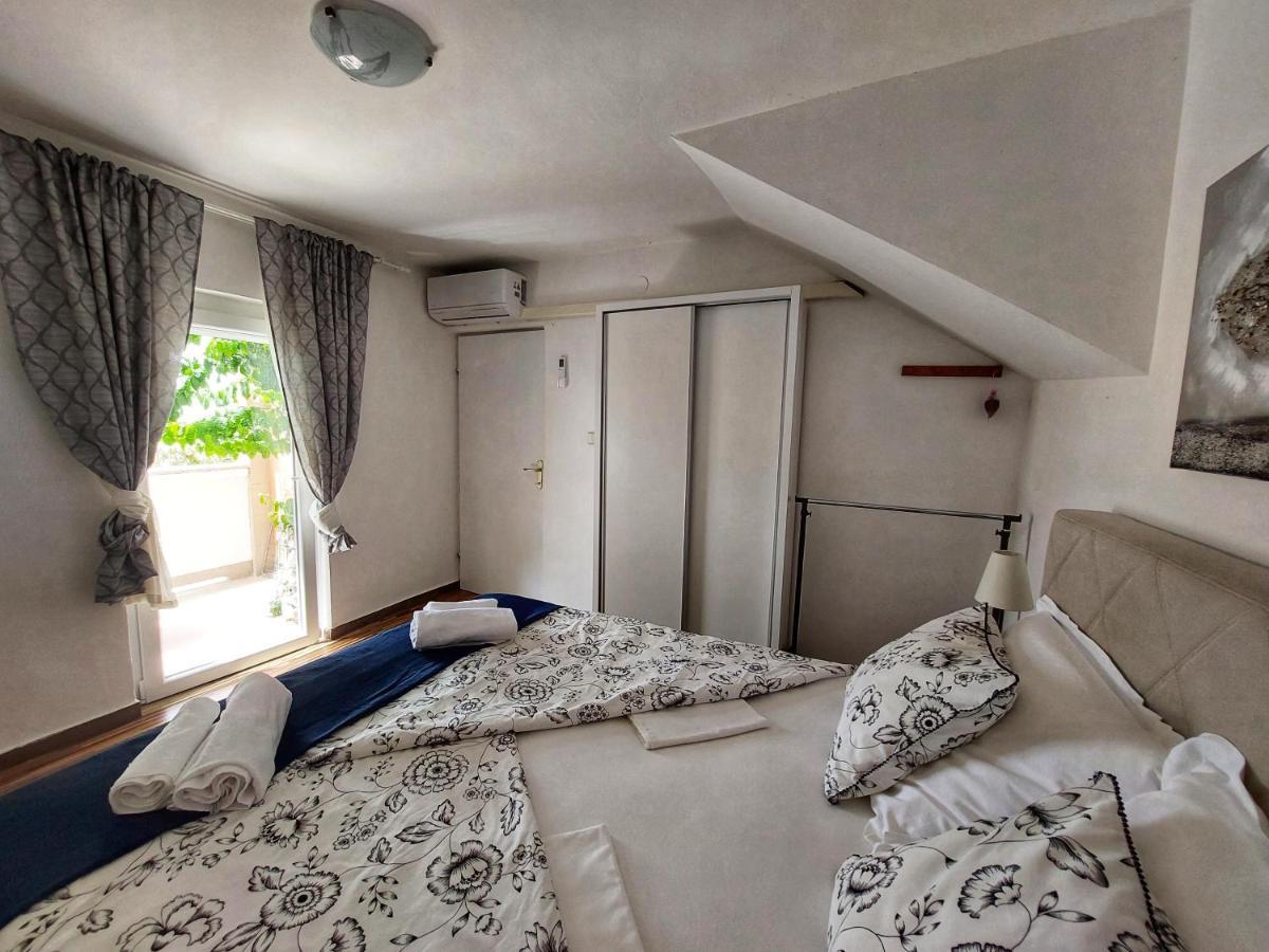 Apartments Dumic Цриквеница Экстерьер фото