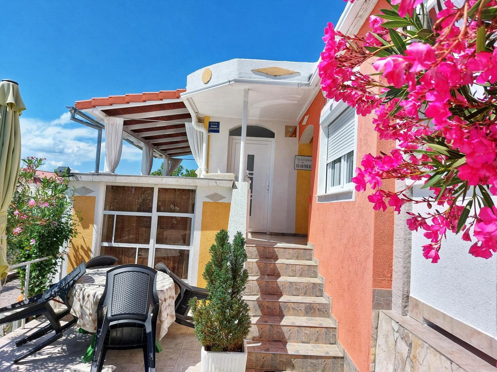 Apartments Dumic Цриквеница Экстерьер фото