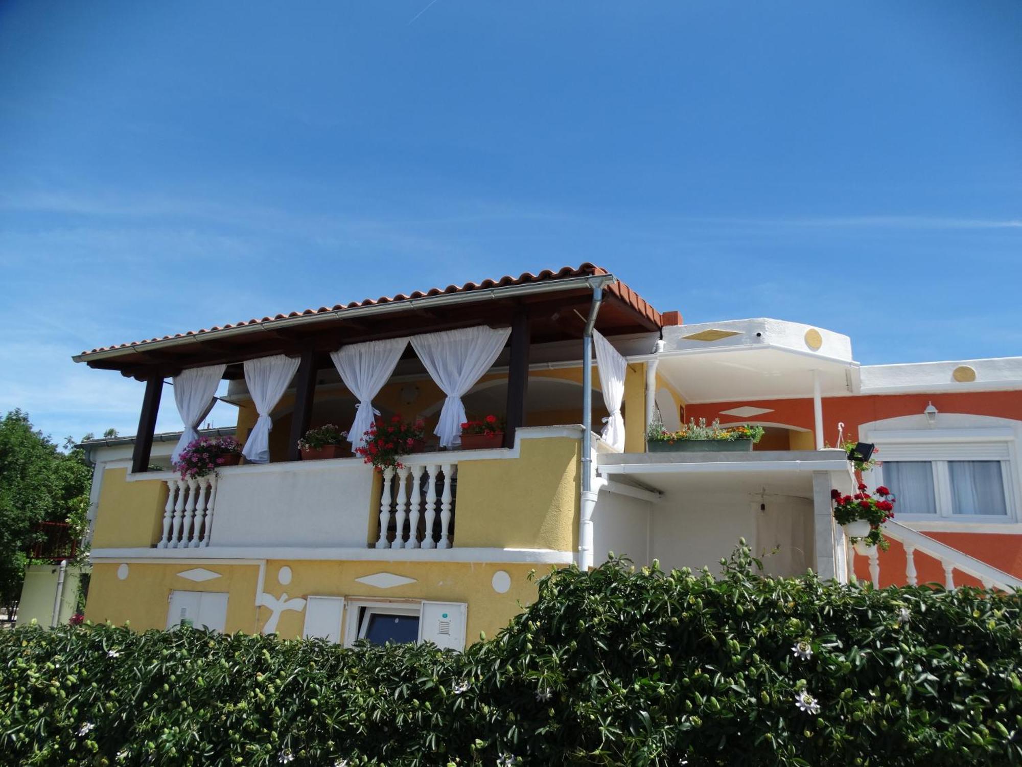 Apartments Dumic Цриквеница Экстерьер фото