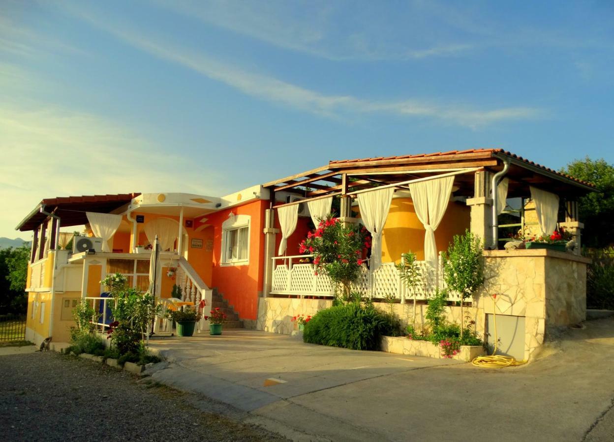Apartments Dumic Цриквеница Экстерьер фото